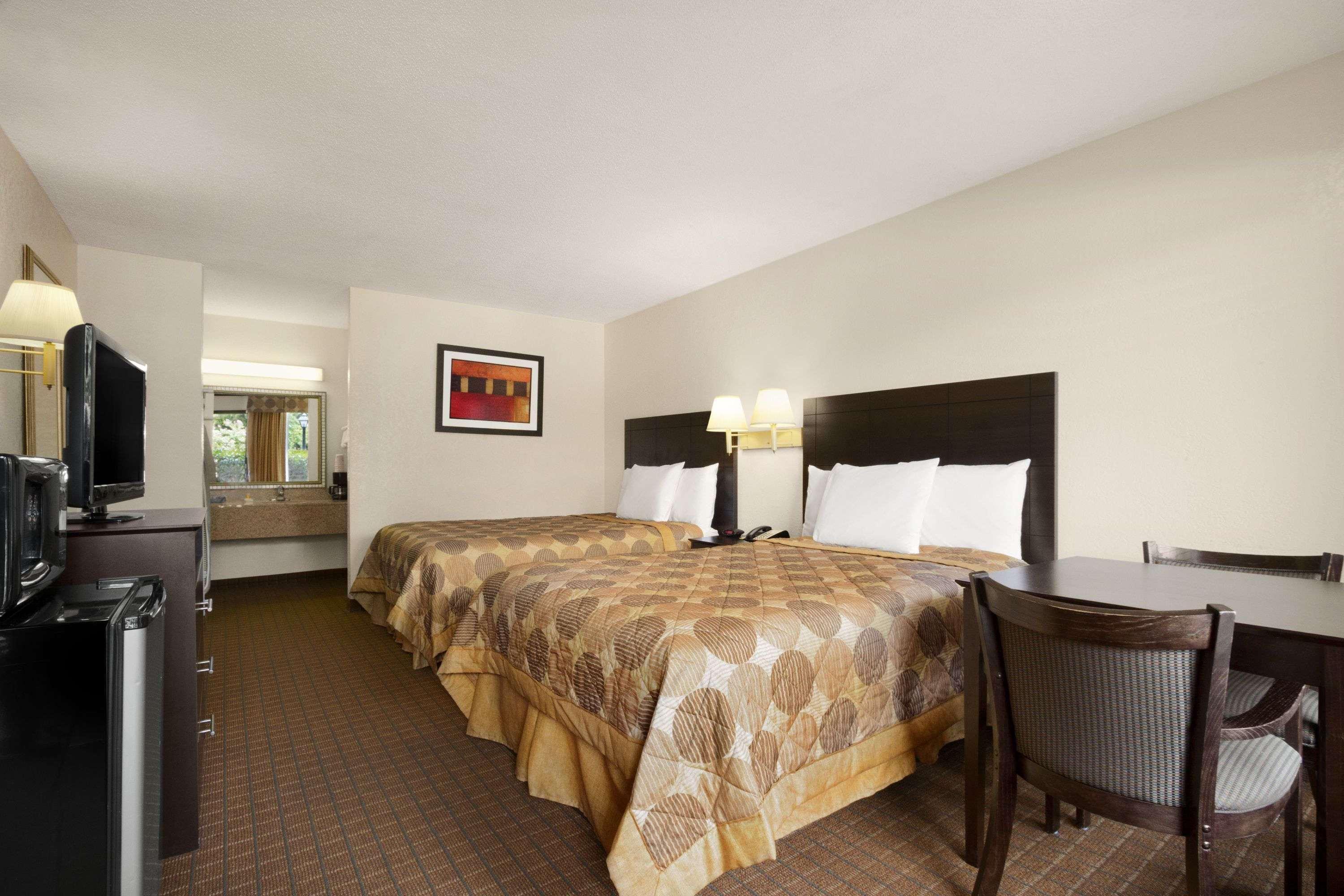 Days Inn By Wyndham Port Royal/Near Parris Island Eksteriør bilde