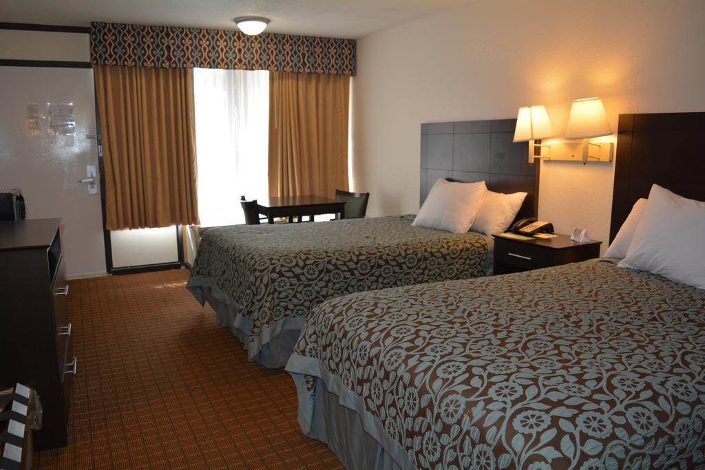 Days Inn By Wyndham Port Royal/Near Parris Island Eksteriør bilde